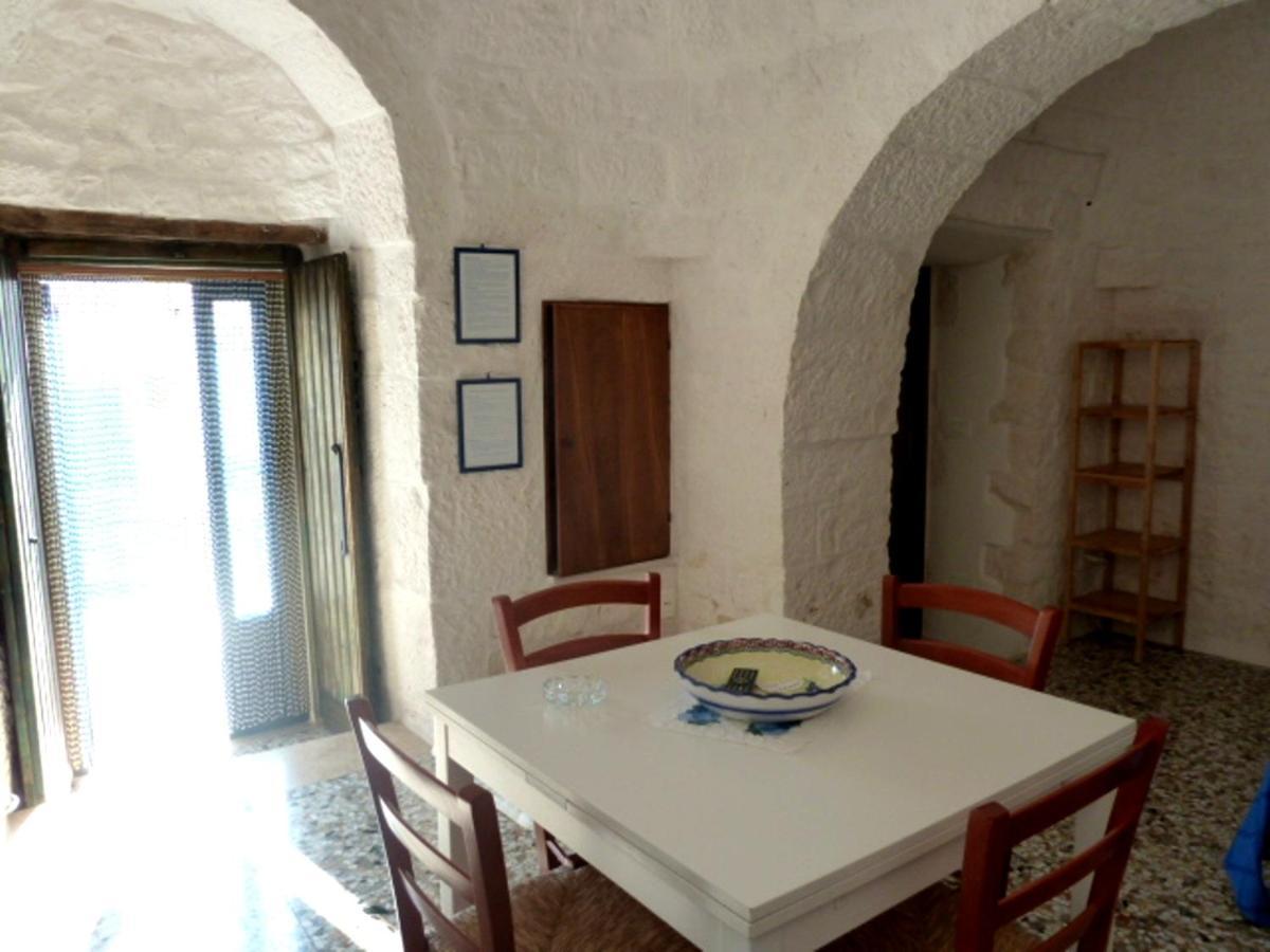 Il Piccolo Trullo Guest House Cisternino Exterior photo