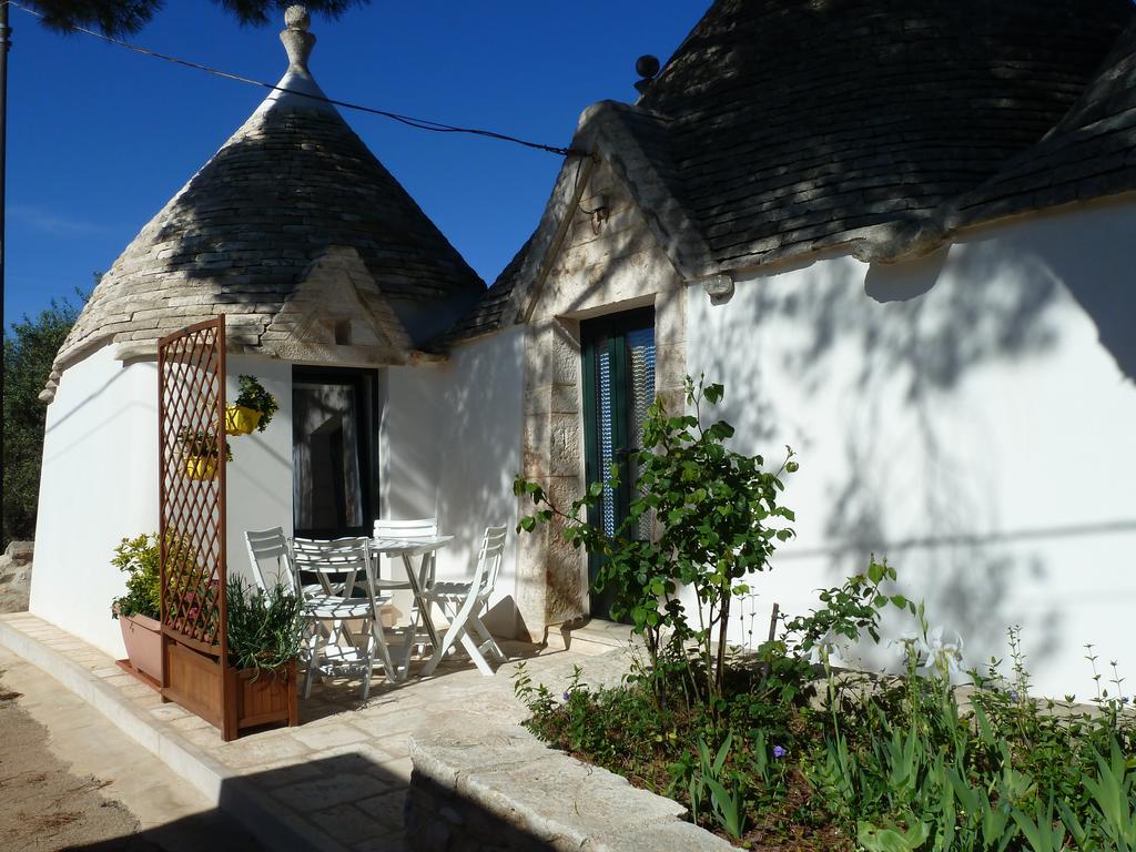 Il Piccolo Trullo Guest House Cisternino Exterior photo